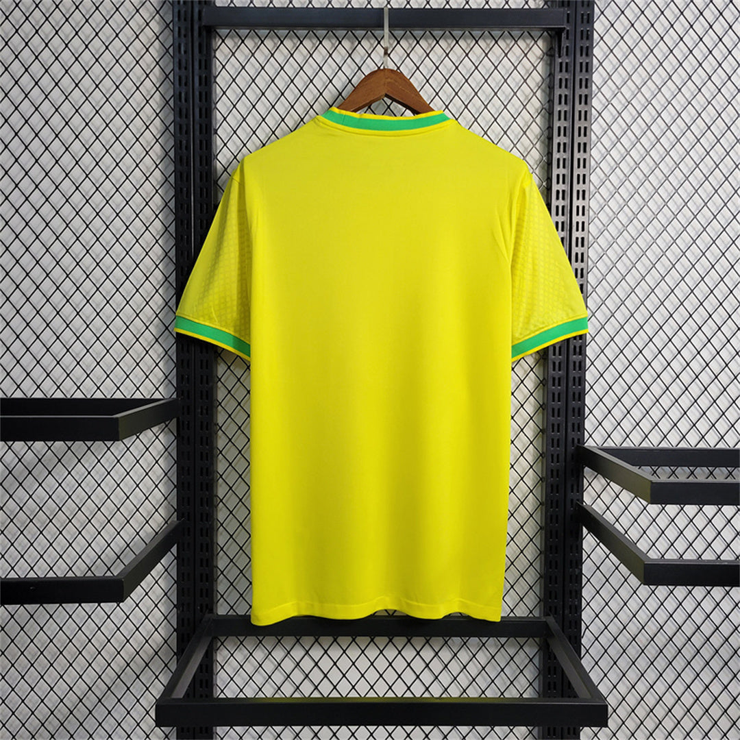 BRAZIL YELLOW PIGEON KIT - KitCulture©