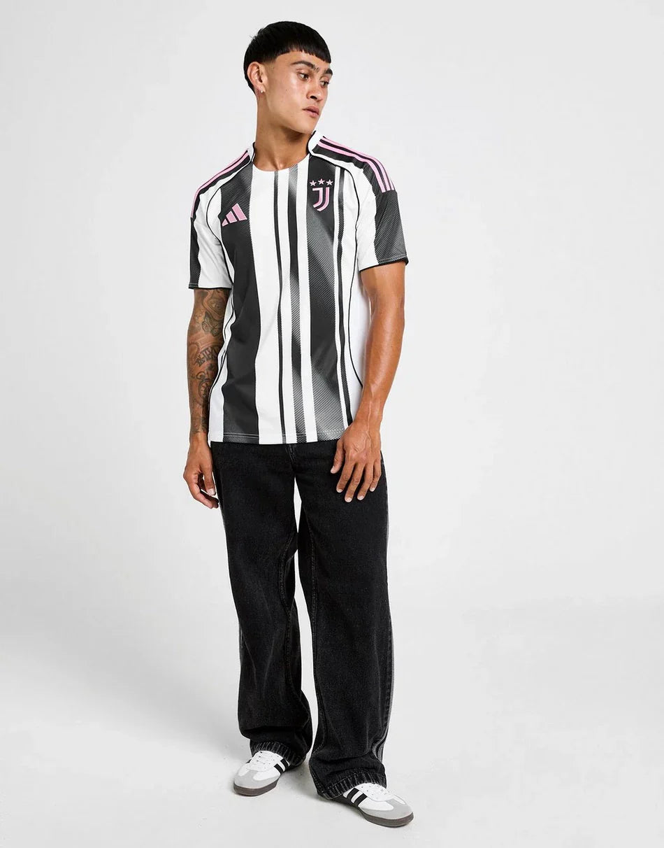 JUVENTUS 25/26 HOME KIT - KitCulture©