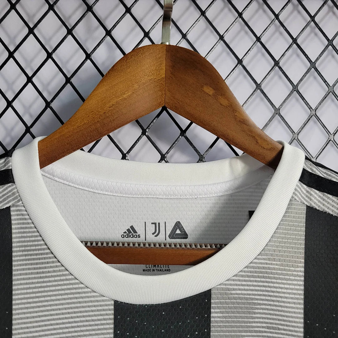 JUVENTUS 2019/20 PALACE | SPECIAL EDITION - KitCulture©