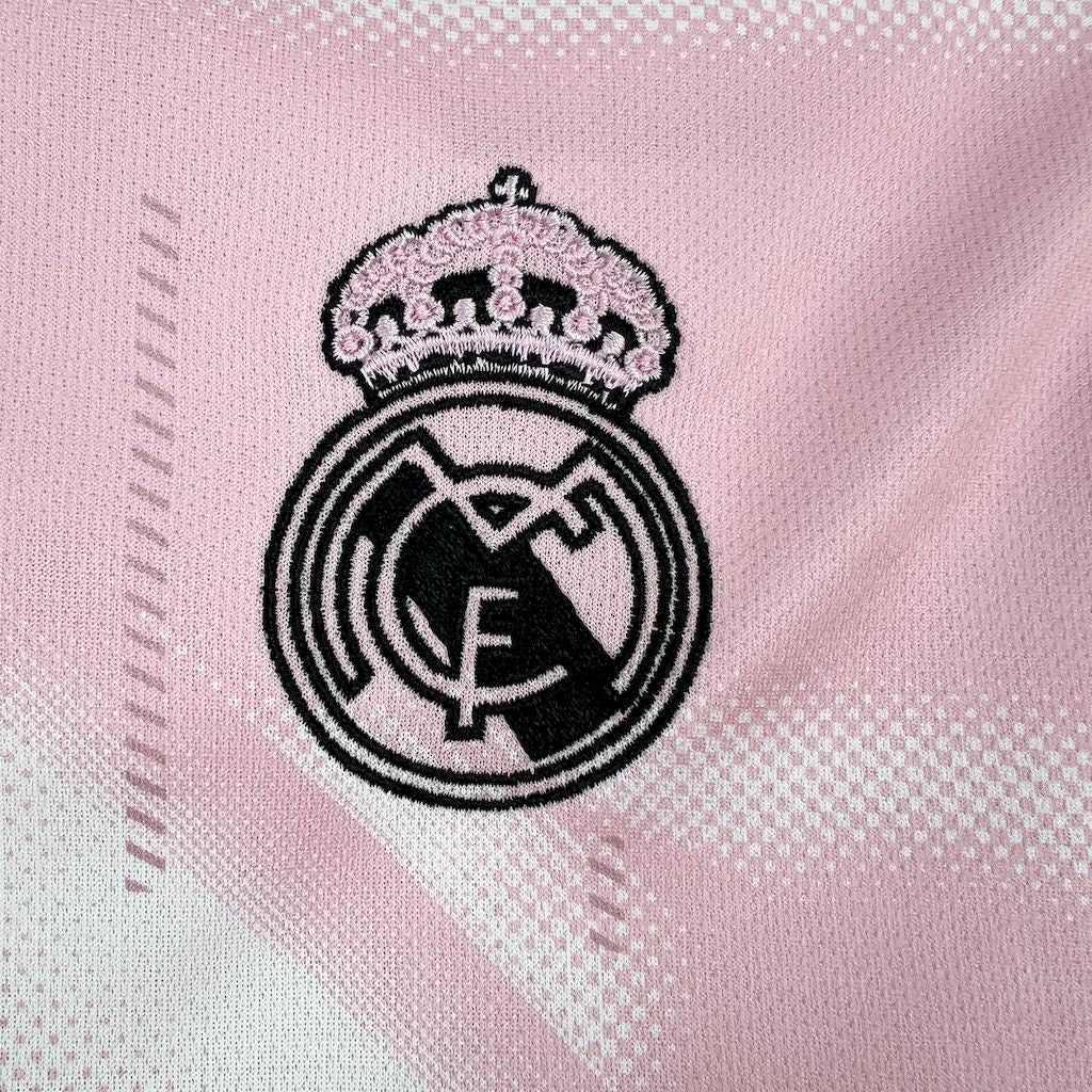 REAL MADRID PINK DREAM KIT - KitCulture©