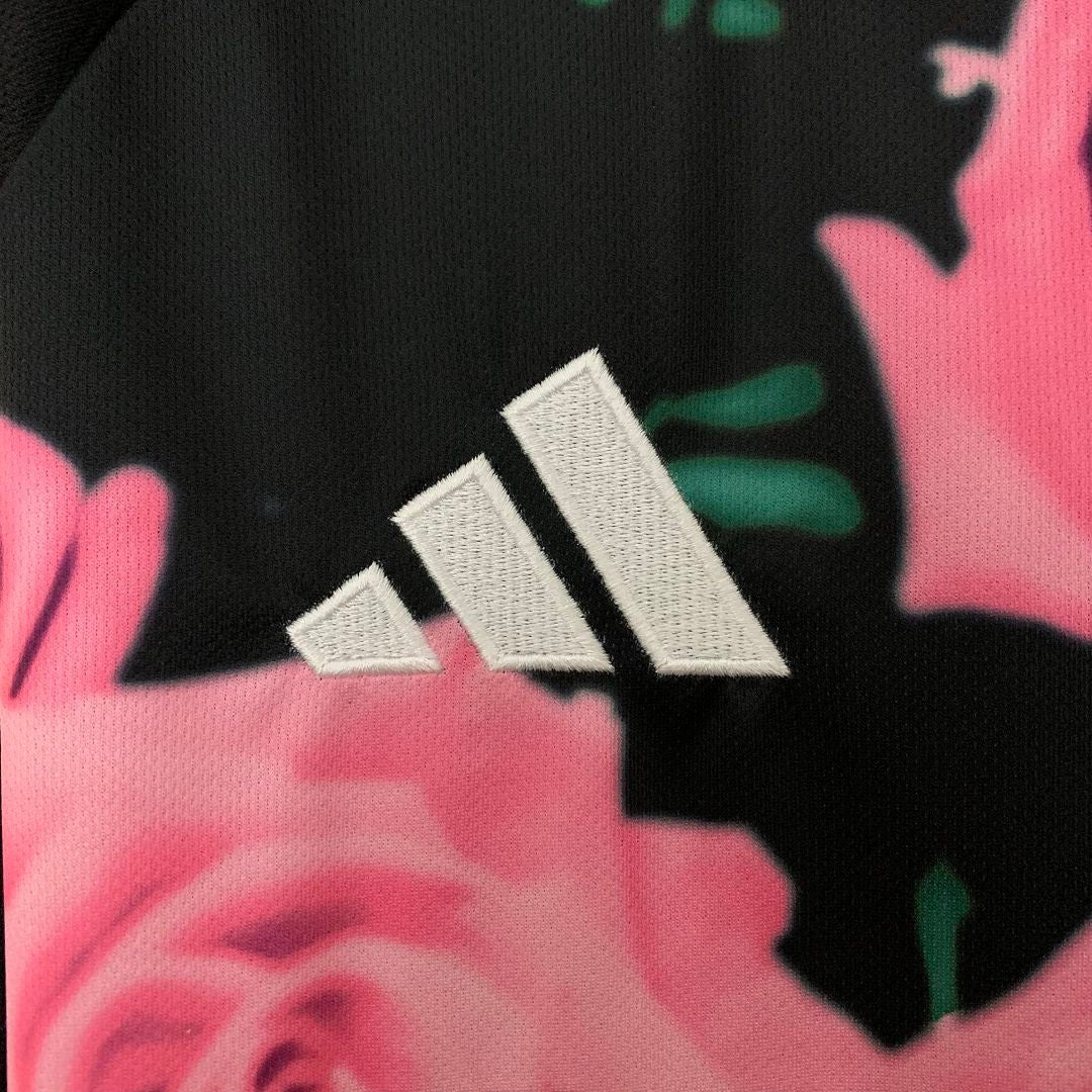 REAL MADRID PINK SNAKE KIT - KitCulture©