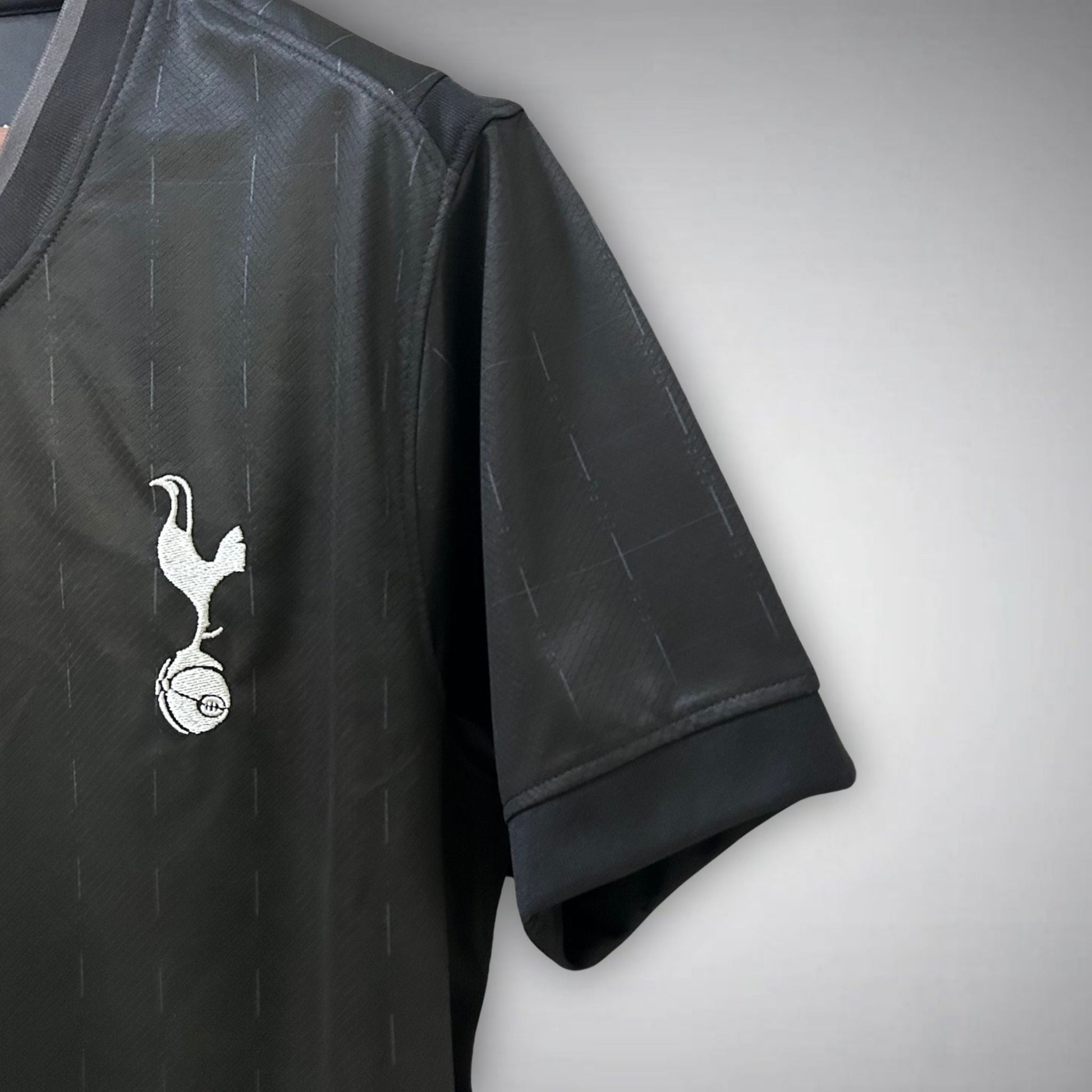 25/26 TOTTENHAM AWAY PREMIUM KIT - KitCulture©