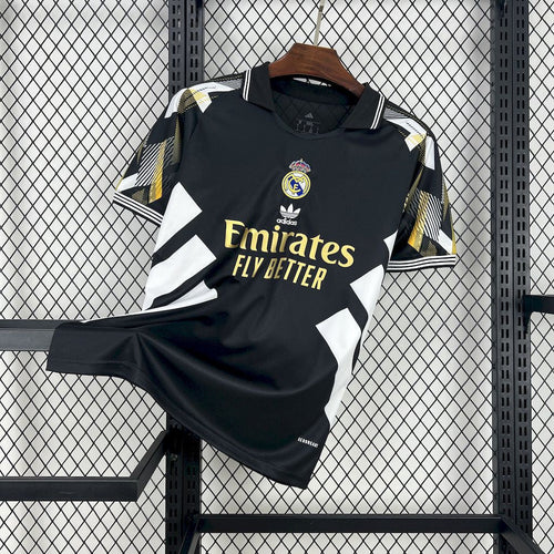 2025/26 REAL MADRID – “ARROW BLACK EDITION” JERSEY - KitCulture©