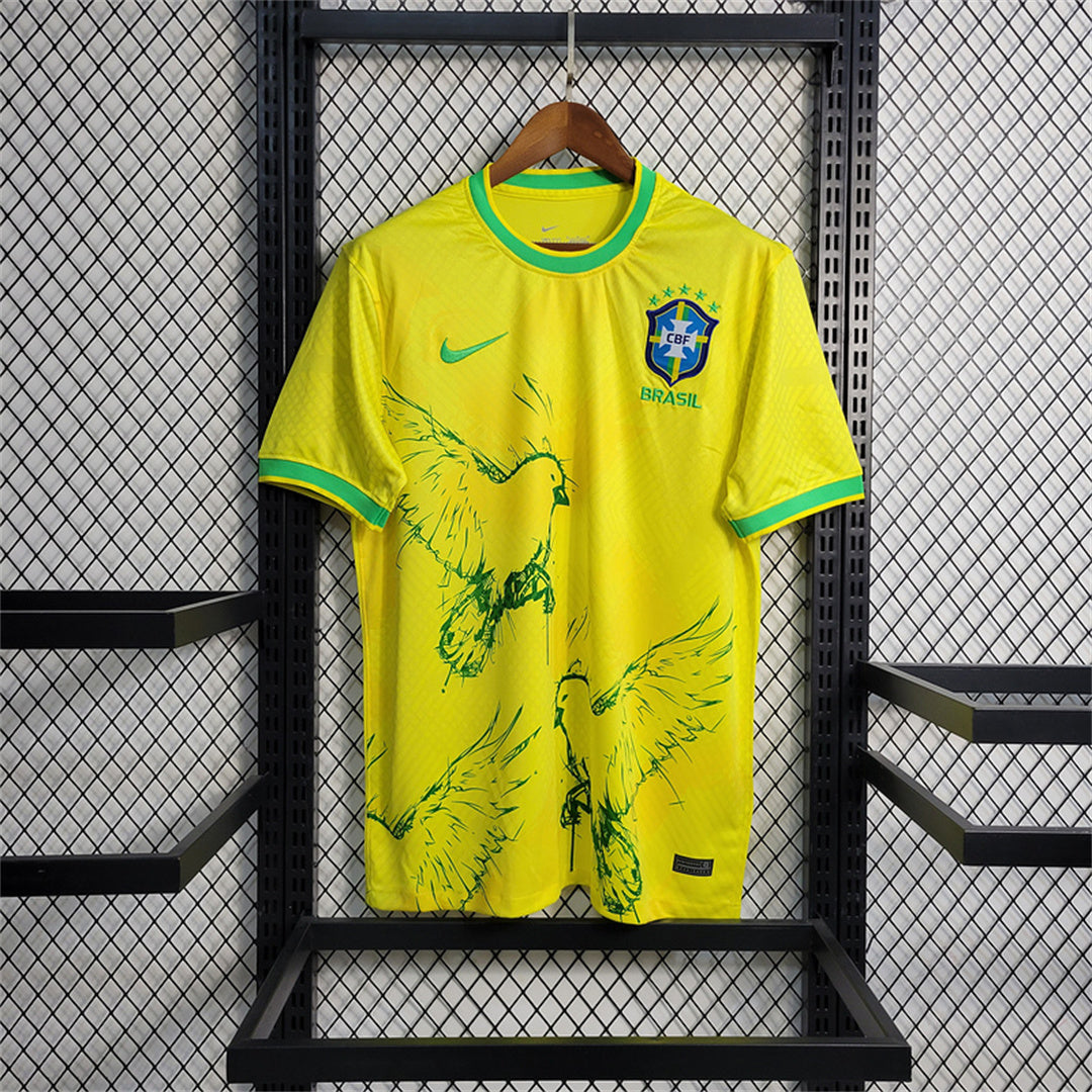 BRAZIL YELLOW PIGEON KIT - KitCulture©