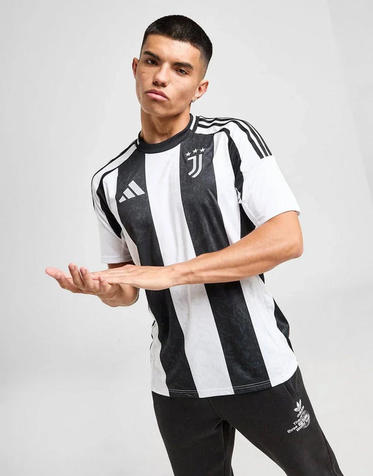 JUVENTUS 2024/25 HOME SHIRT - KitCulture©