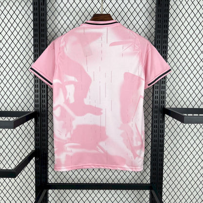 REAL MADRID PINK DREAM KIT - KitCulture©